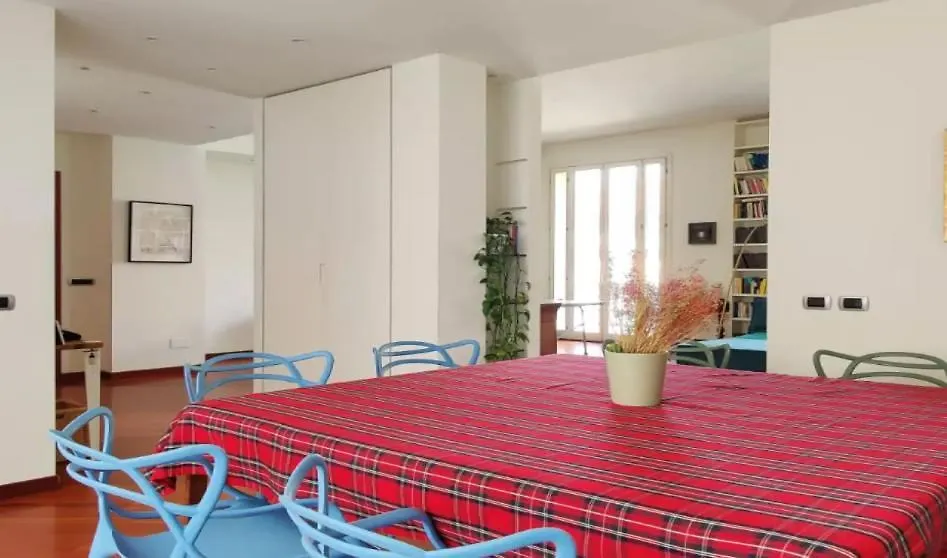 Stanza Nr 2 In Zona Solari In Appartamento Incantevole Milan